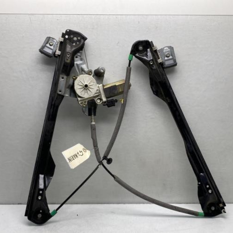 Leve vitre electrique avant gauche FORD FOCUS 1 Photo n°5