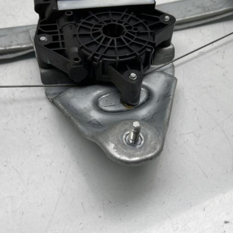 Leve vitre electrique avant droit RENAULT ARKANA Photo n°5
