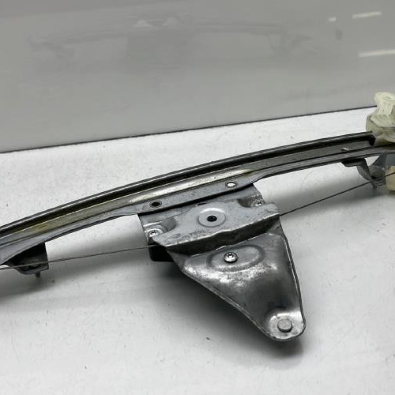 Leve vitre electrique avant droit RENAULT ARKANA Photo n°7