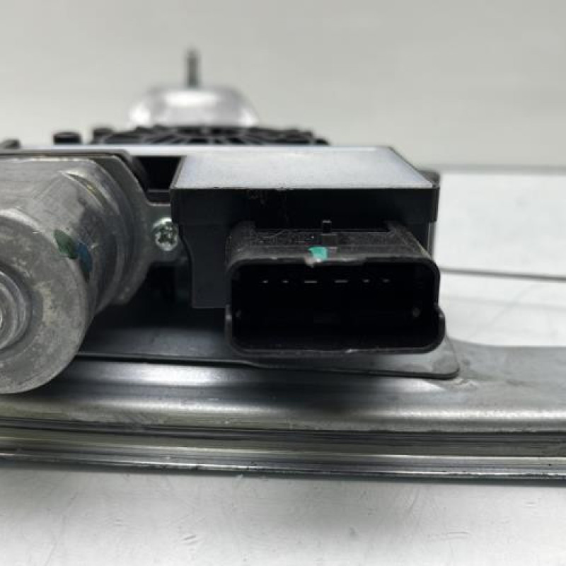 Leve vitre electrique avant gauche RENAULT ARKANA Photo n°6