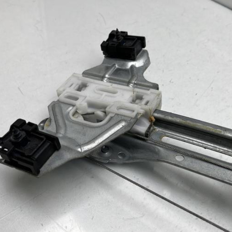 Leve vitre electrique arriere gauche PEUGEOT 308 2 SW Photo n°9