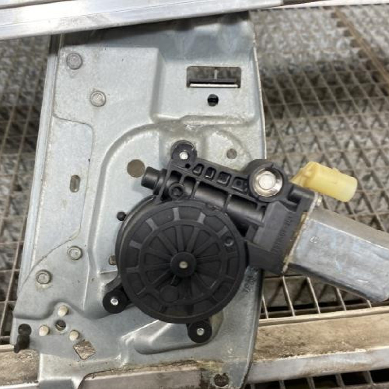 Leve vitre electrique avant droit SMART FORTWO 1 Photo n°3