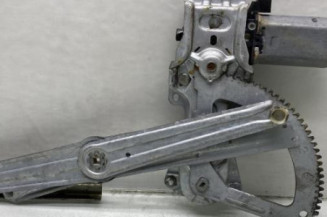 Leve vitre electrique avant gauche PEUGEOT 205