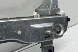 Leve vitre electrique avant gauche PEUGEOT 208 1