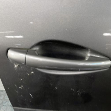 Porte avant droit PEUGEOT 208 1