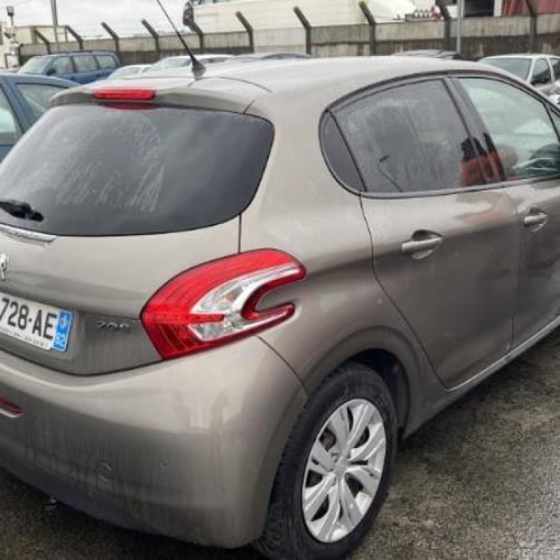 Porte avant droit PEUGEOT 208 1 Photo n°10