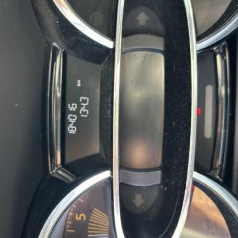 Vase de lave glace RENAULT CLIO 4 Photo n°11