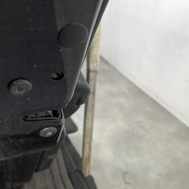 Porte arriere gauche SKODA FABIA 2 Photo n°4