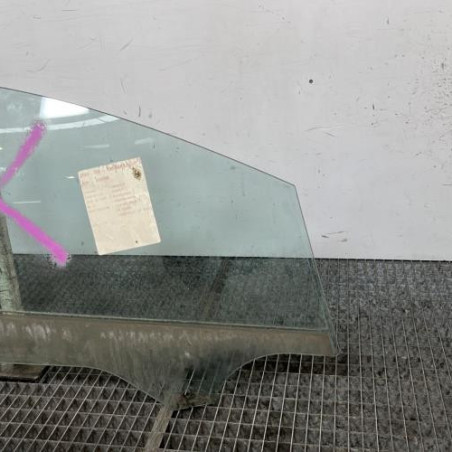 Vitre avant gauche FORD FIESTA 6