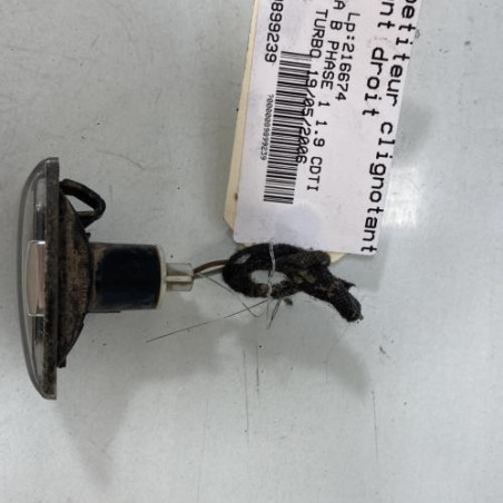 Repetiteur clignotant avant droit  (Feux) OPEL ZAFIRA B
