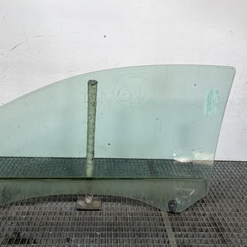 Vitre avant droit RENAULT CLIO 3 Photo n°4
