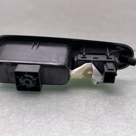 Interrupteur de leve vitre arriere droit PEUGEOT 3008 1
