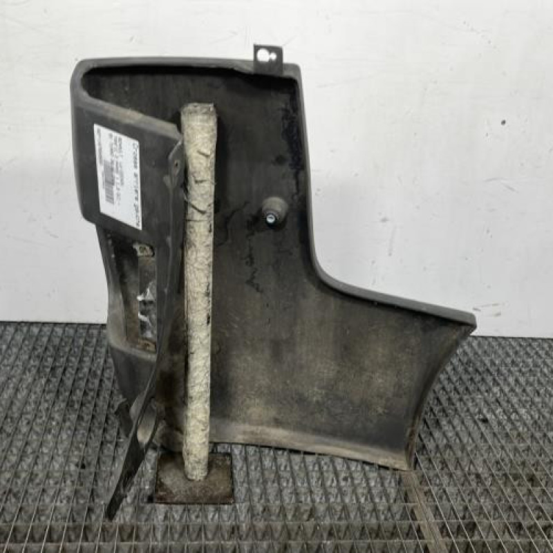 Crosse arriere gauche RENAULT TRAFIC 2 Photo n°3