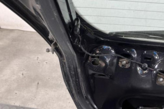 Malle/Hayon arriere FORD FIESTA 6