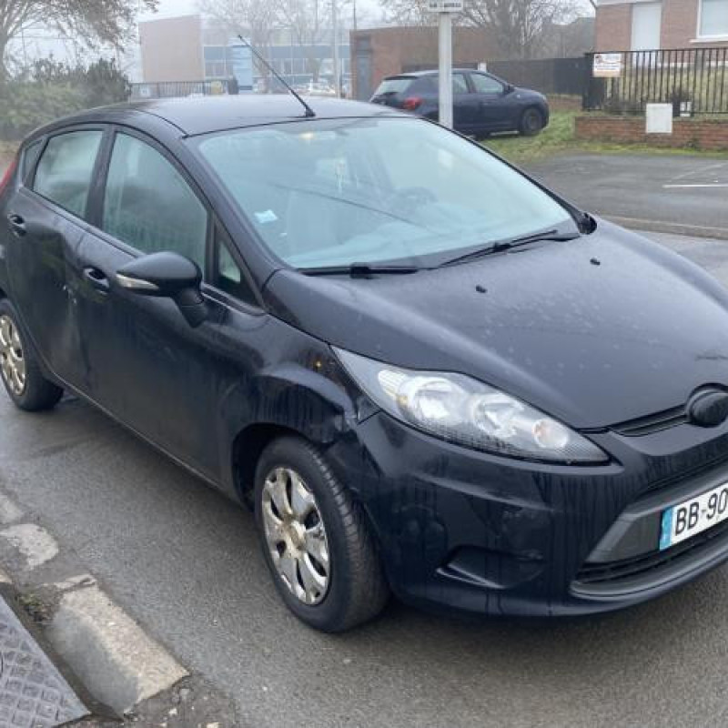 Malle/Hayon arriere FORD FIESTA 6 Photo n°13