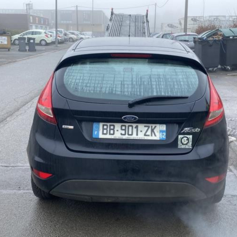 Malle/Hayon arriere FORD FIESTA 6 Photo n°16