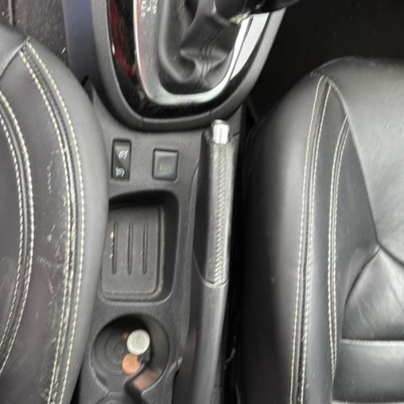Calandre RENAULT CLIO 4 Photo n°5