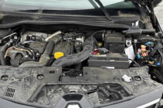 Calandre RENAULT CLIO 4