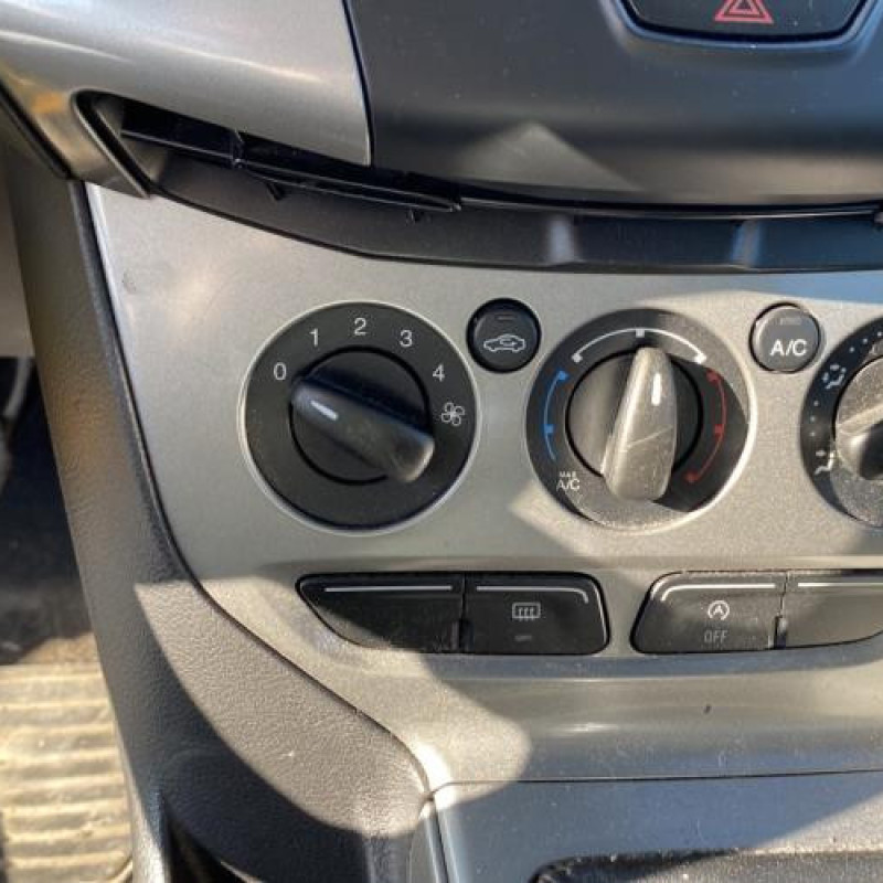 Moteur FORD FOCUS 3 Photo n°19