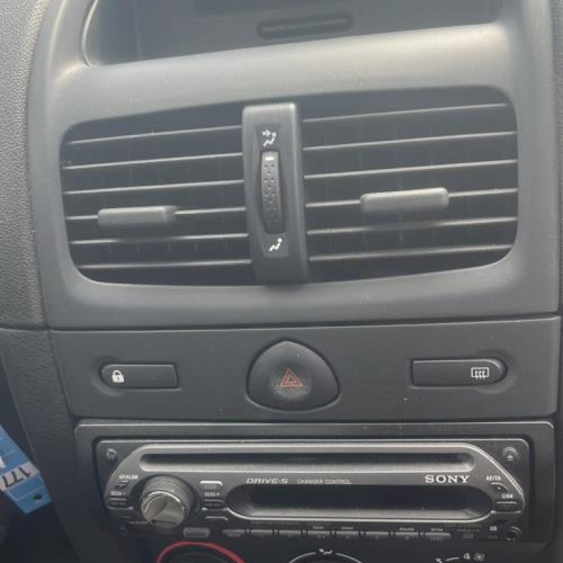 Moteur RENAULT CLIO 2 CAMPUS Photo n°10