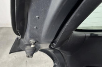 Malle/Hayon arriere PEUGEOT 208 1