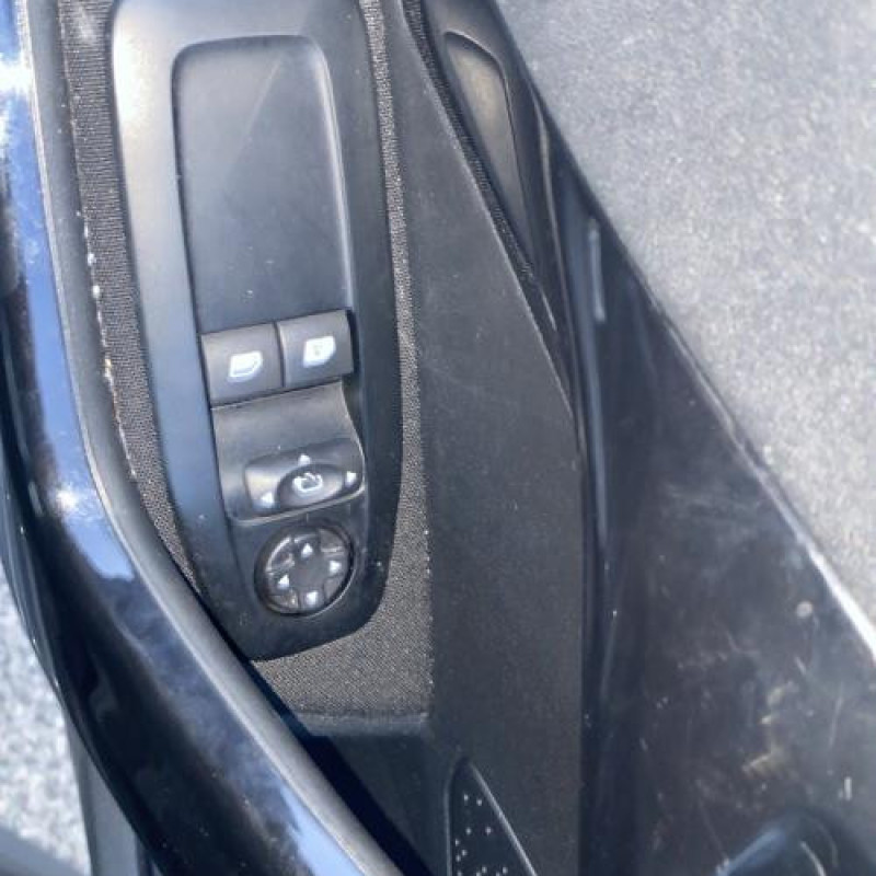 Porte arriere droit PEUGEOT 208 1 Photo n°17