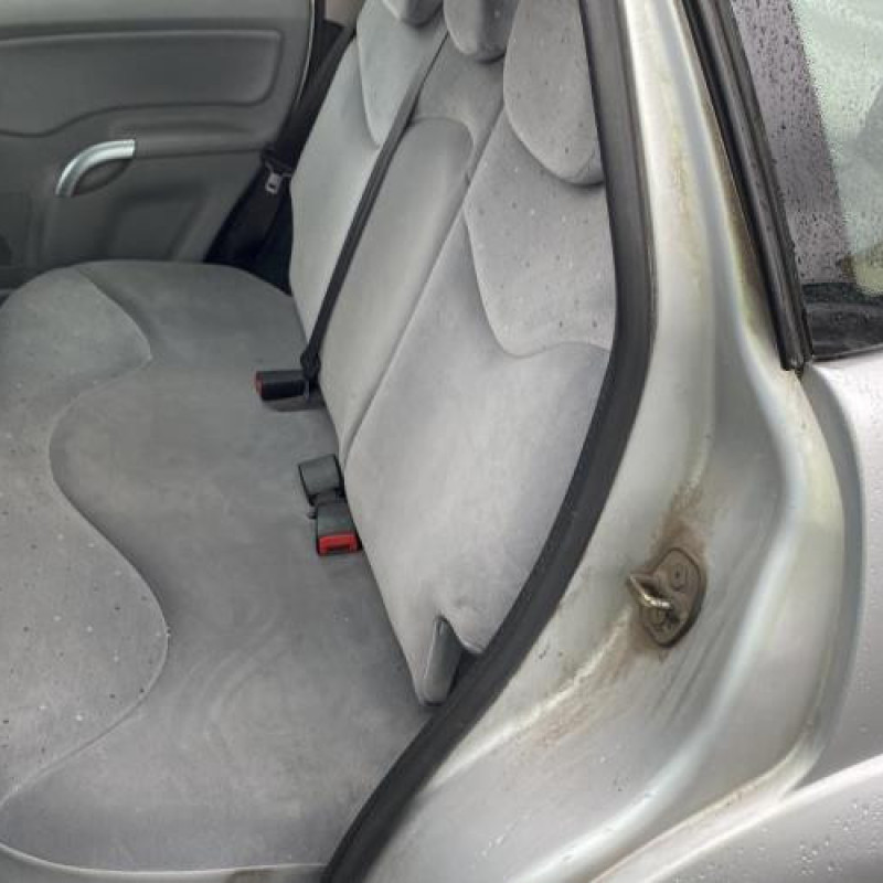 Pare choc avant CITROEN C3 1 Photo n°17