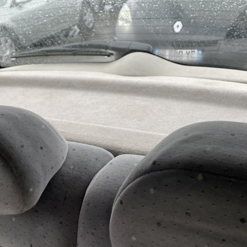 Pare choc avant CITROEN C3 1 Photo n°18