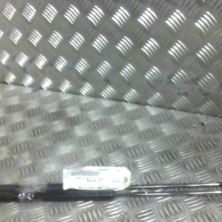 Verin de coffre RENAULT CLIO 1 Photo n°1