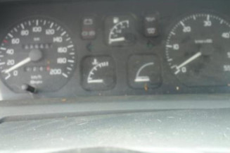 Verin de coffre RENAULT CLIO 1