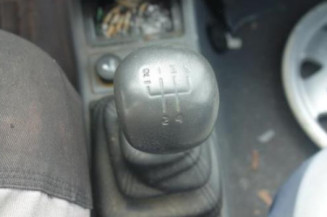 Verin de coffre RENAULT CLIO 1