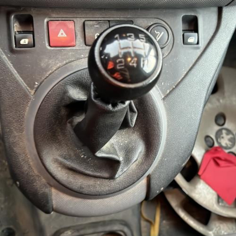 Renfort pare choc arriere (traverse) PEUGEOT PARTNER 2 Photo n°8