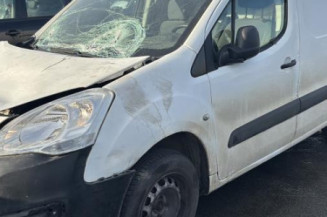 Renfort pare choc arriere (traverse) PEUGEOT PARTNER 2