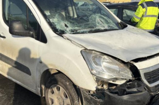 Renfort pare choc arriere (traverse) PEUGEOT PARTNER 2