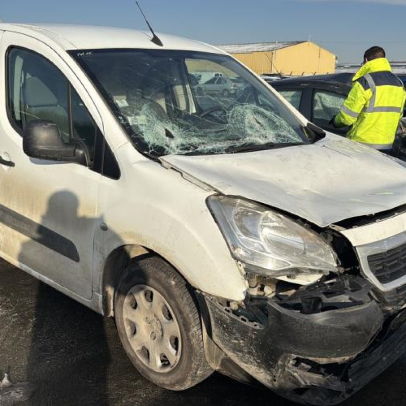 Renfort pare choc arriere (traverse) PEUGEOT PARTNER 2 Photo n°11