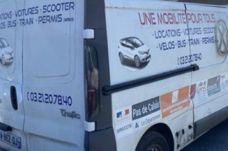 Vitre avant gauche RENAULT TRAFIC 2