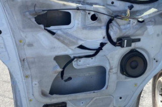 Vitre avant gauche RENAULT TRAFIC 2