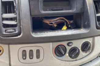 Vitre avant gauche RENAULT TRAFIC 2