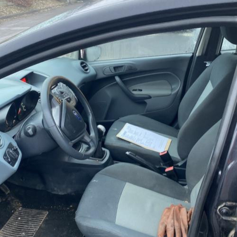 Renfort pare choc avant (traverse) FORD FIESTA 6 Photo n°15
