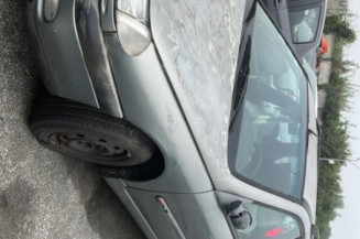 Bras essuie glace arriere RENAULT LAGUNA 1