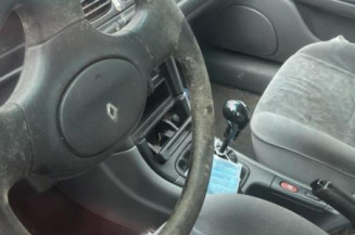 Bras essuie glace arriere RENAULT LAGUNA 1