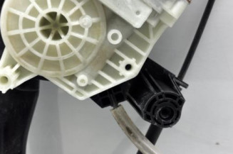 Leve vitre electrique avant gauche PEUGEOT 308 2