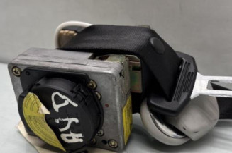 Pretensionneur de ceinture avant droit VOLKSWAGEN GOLF 4 Photo n°1