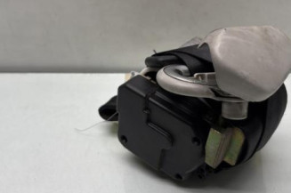 Pretensionneur de ceinture avant gauche VOLKSWAGEN GOLF 4