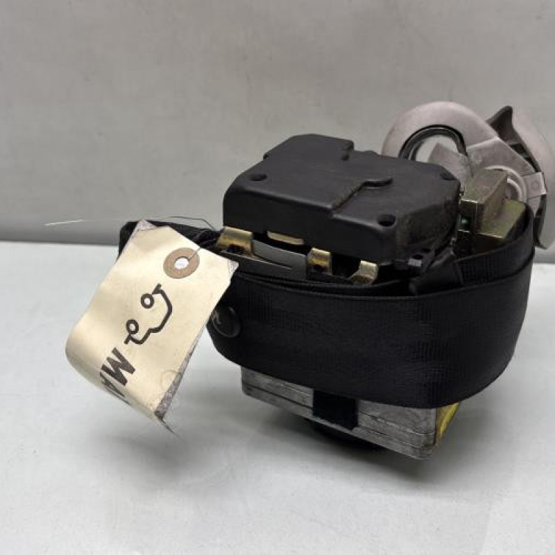 Pretensionneur de ceinture avant gauche VOLKSWAGEN GOLF 4 Photo n°3