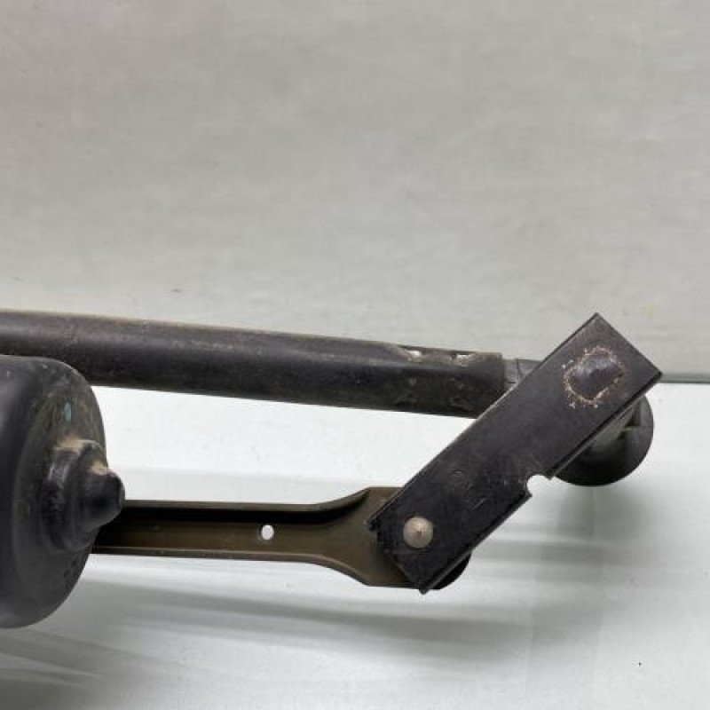 Moteur essuie glace avant RENAULT MASCOTT Photo n°5