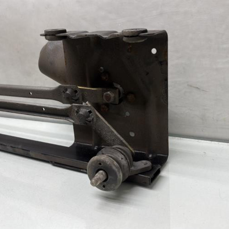 Moteur essuie glace avant RENAULT TRAFIC 1 Photo n°2