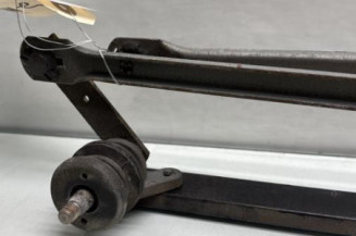 Moteur essuie glace avant RENAULT TRAFIC 1