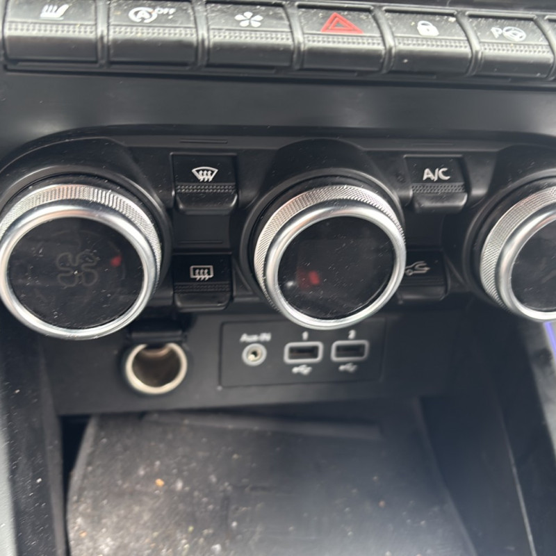 RENAULT CLIO 5 1.3i - 16V TURBO TCE 130 HYBRID E-TECH Photo n°16
