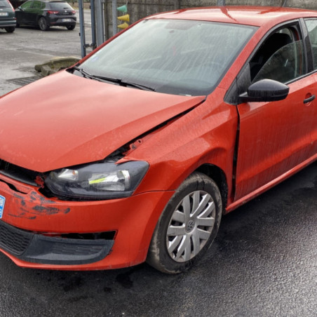VOLKSWAGEN POLO 5 PHASE 1 1.2i - 12V Photo n°1